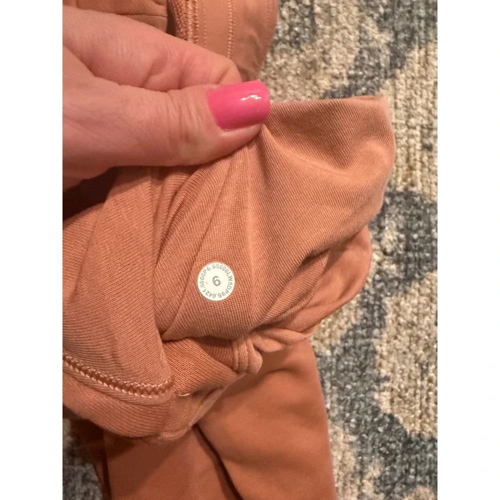 Lululemon Relaxed High-Rise Jogger‎ Size 6 Excellent Condition No Flaws